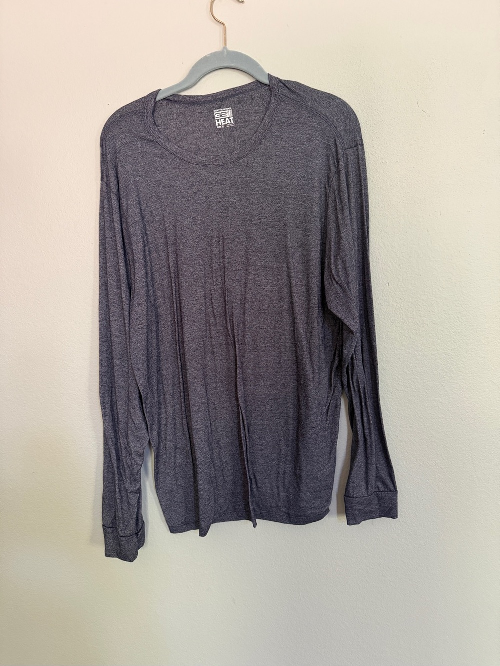 32 Degrees Men's Long Sleeve Tee in Heather Charcoal